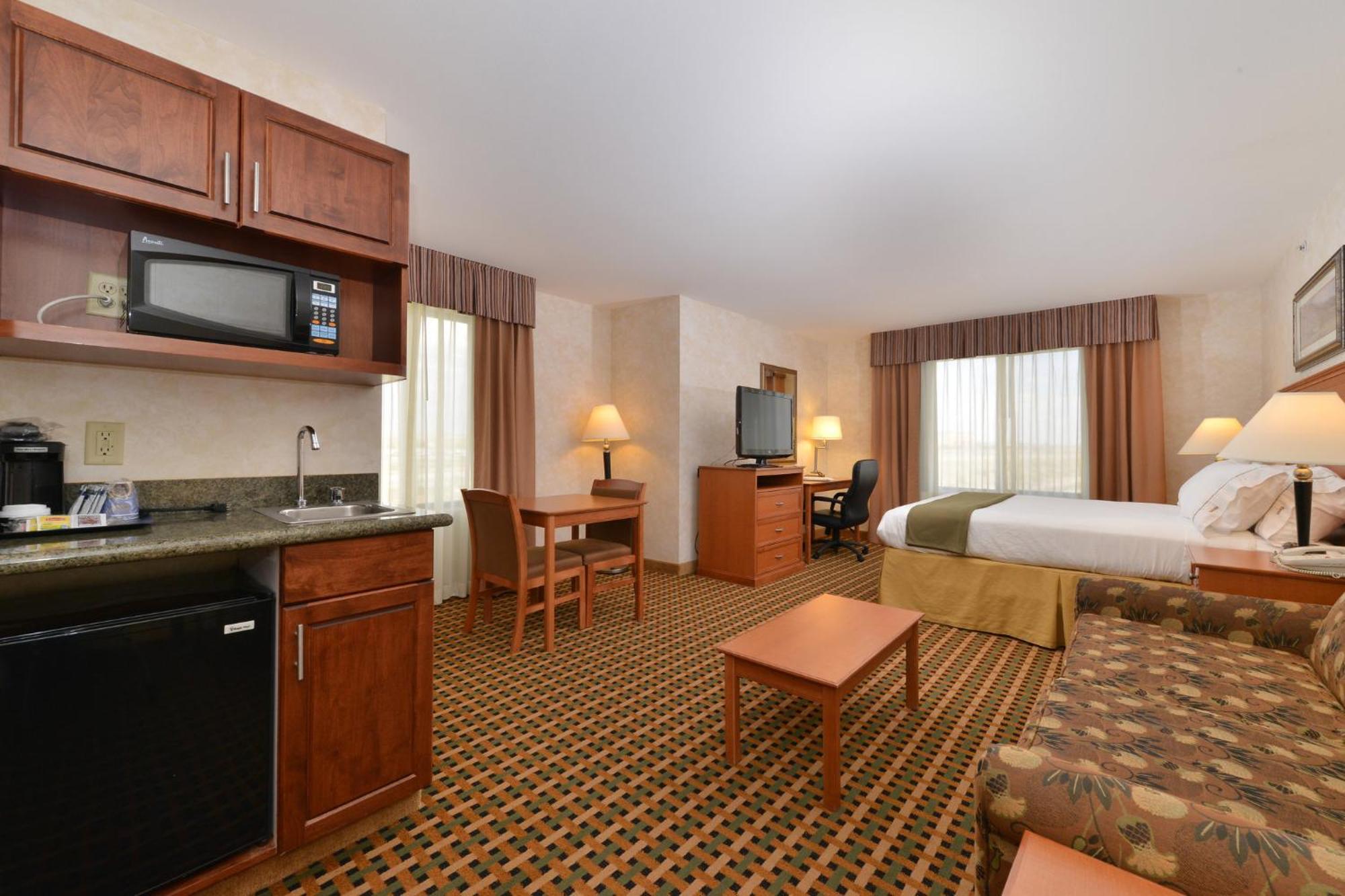 Holiday Inn Express Rawlins By Ihg Экстерьер фото