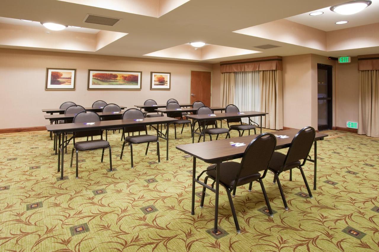 Holiday Inn Express Rawlins By Ihg Экстерьер фото